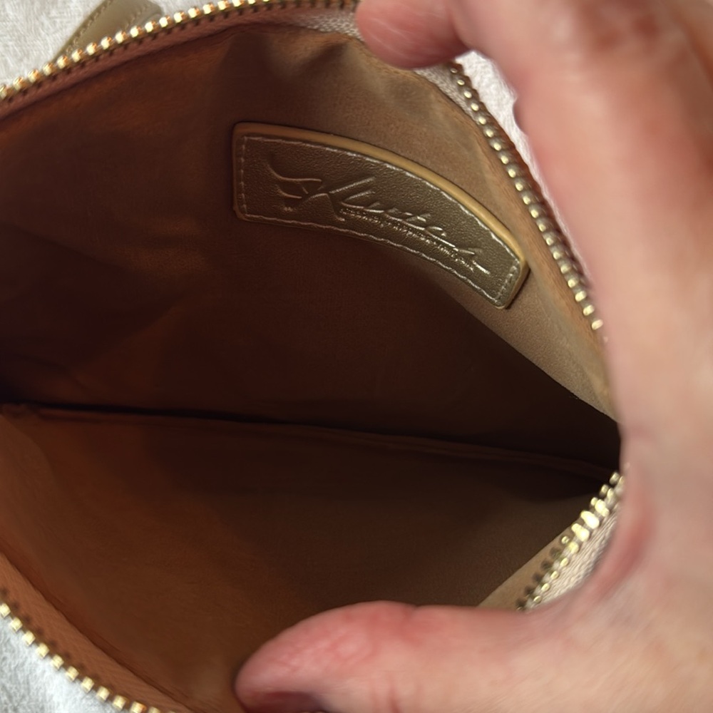 Wristlet - Picture 4 of 4